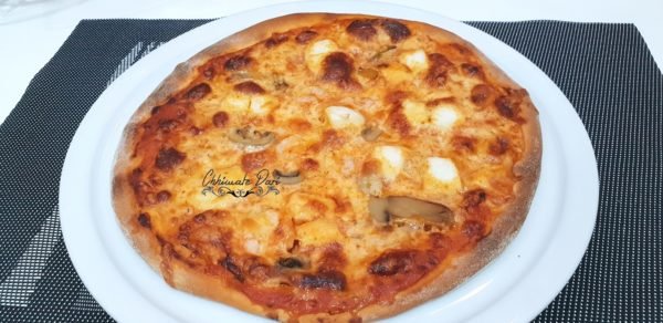 بيتزا بفواكه البحر - Pizza fruit de mer
